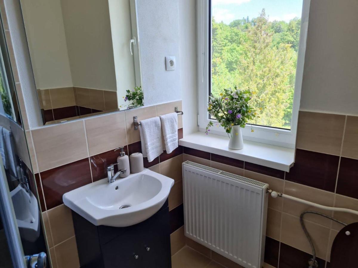 Villa Paradajs - Ubytovanie Pri Jazere Banská Štiavnica Exterior foto
