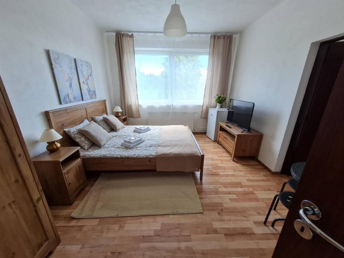 Villa Paradajs - Ubytovanie Pri Jazere Banská Štiavnica Exterior foto