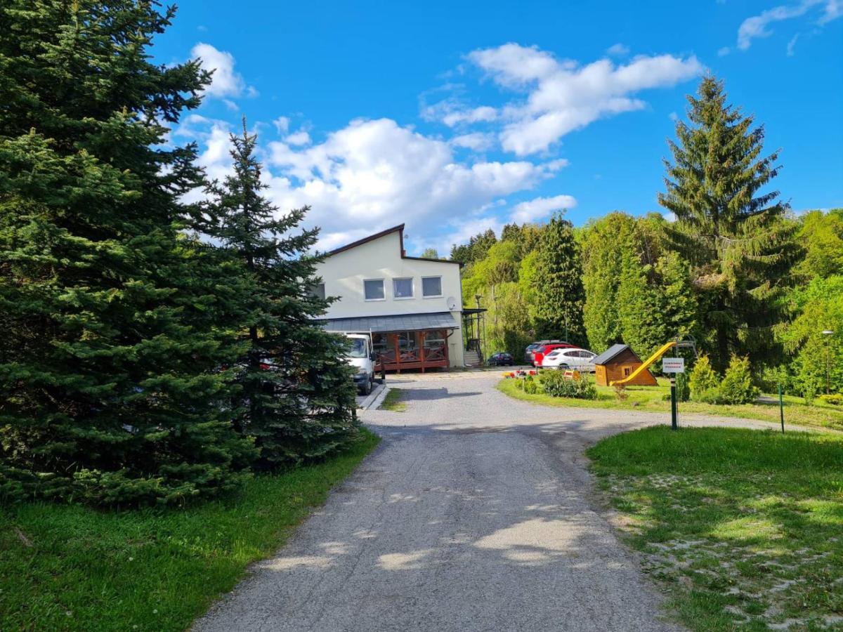 Villa Paradajs - Ubytovanie Pri Jazere Banská Štiavnica Exterior foto